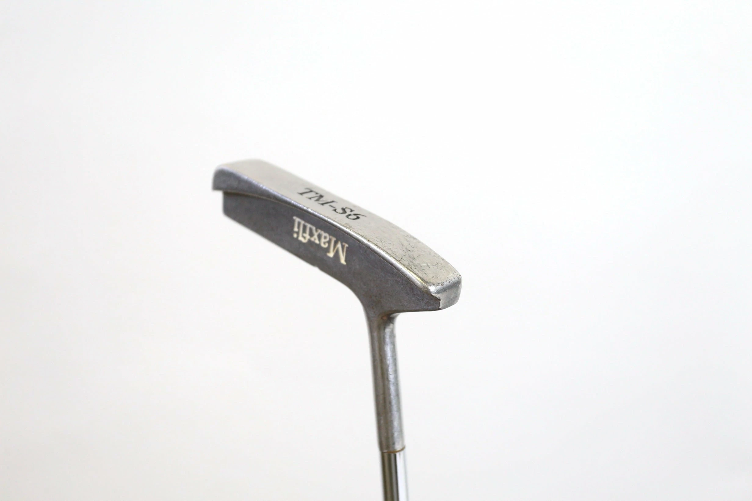 MaxFli Tad Moore TM-S6 Putter RH 35 In Steel Shaft Golf Pride Pistol Grip 4 MaxFli Tad Moore TM-S6 Putter RH 35 In Steel Shaft Golf Pride Pistol Grip - Image 2