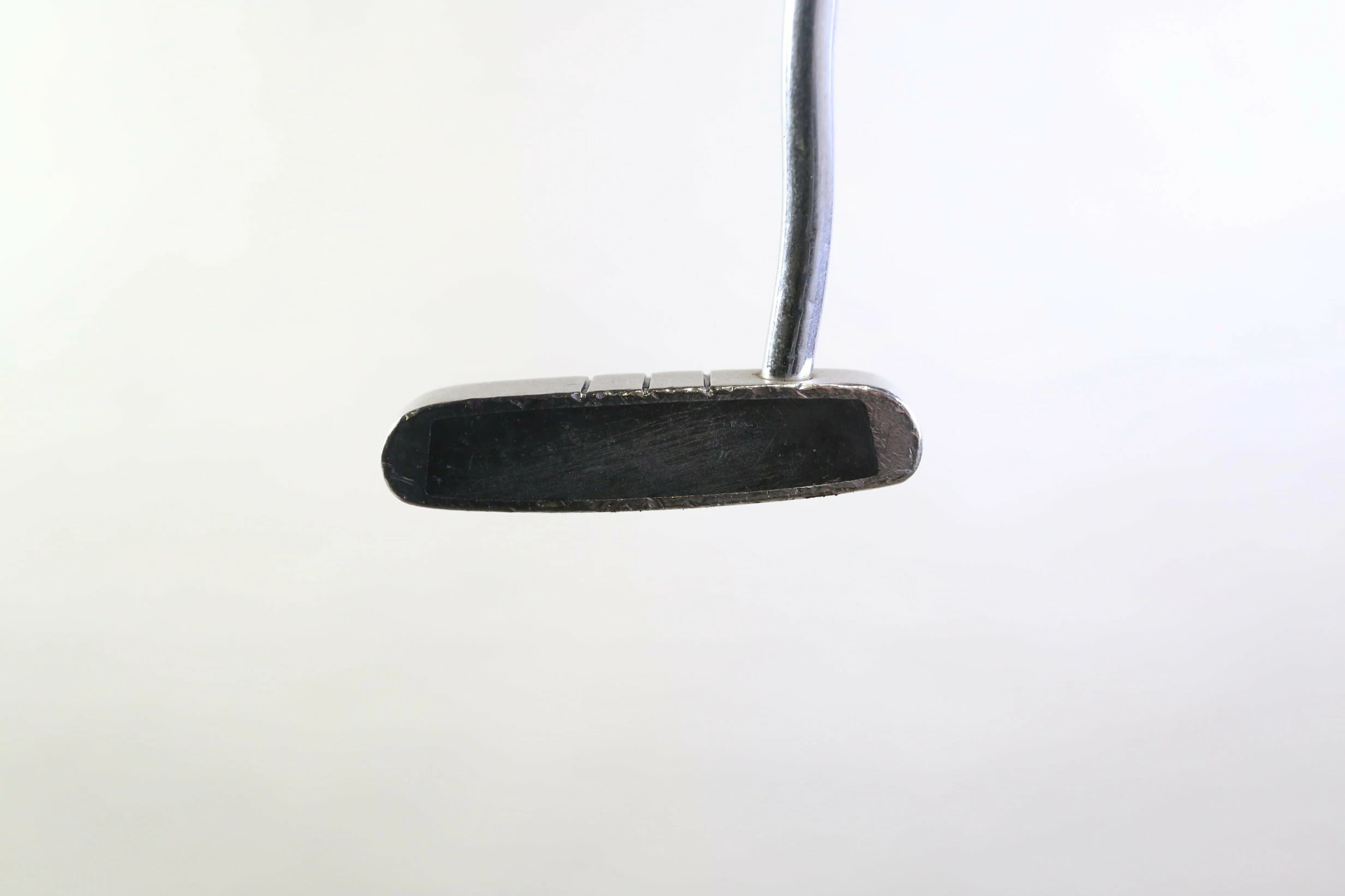 Odyssey DF Rossie 2 Mid-Mallet Putter RH 35 In Steel Shaft 6 Odyssey DF Rossie 2 Mid-Mallet Putter RH 35 In Steel Shaft - Image 4