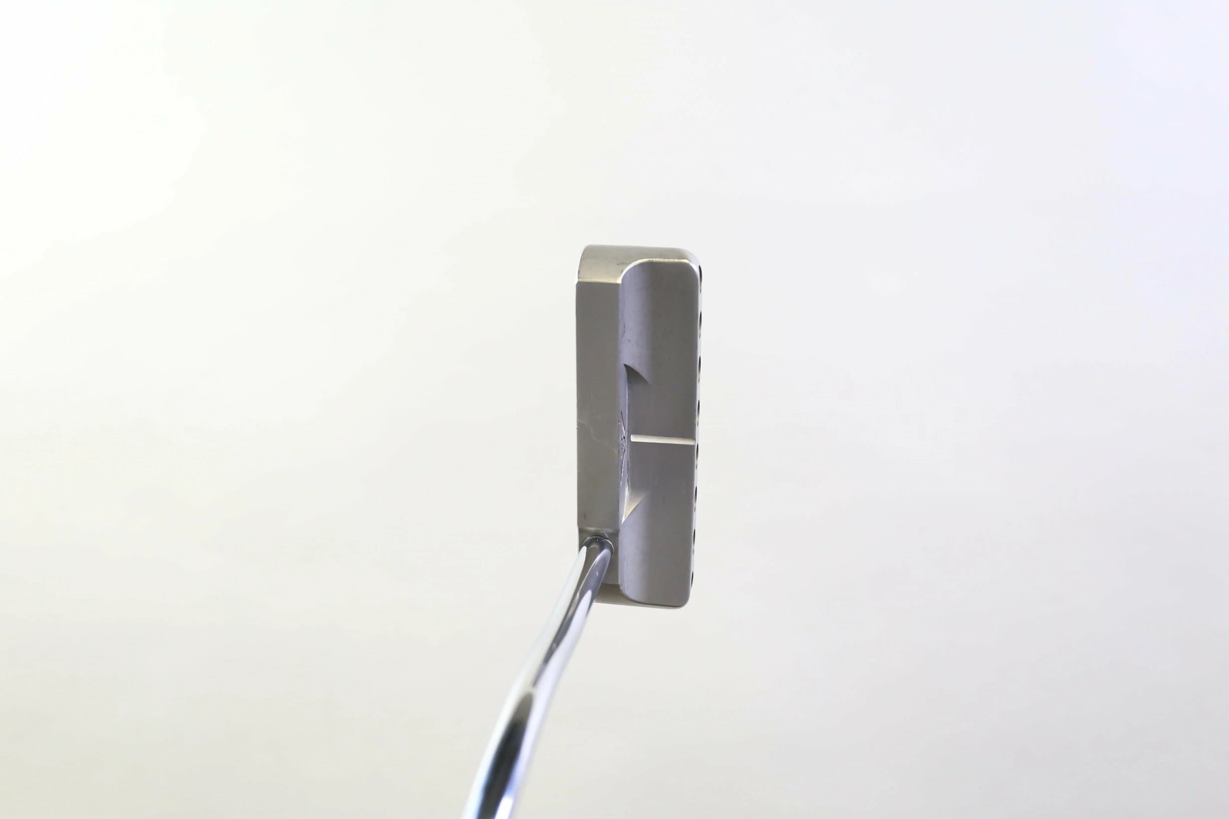 Edel E-3 Torque Balanced Platinum Belly Putter RH 41.5 In Steel Shaft Winn Grip 9 Edel E-3 Torque Balanced Platinum Belly Putter RH 41.5 In Steel Shaft Winn Grip - Image 7