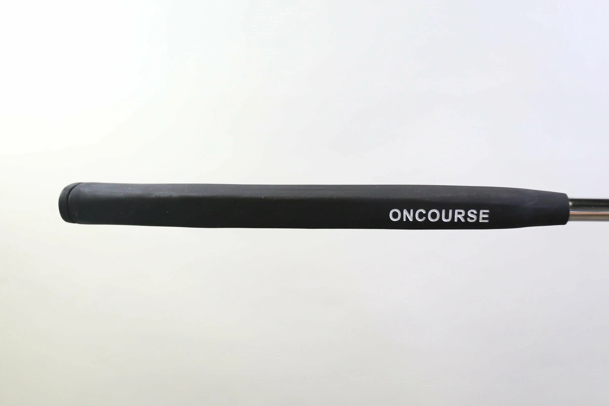 Odyssey White Hot XG #9 Putter RH 33.25 In Steel Shaft Oncourse Grip Mid-Mallet 10 Odyssey White Hot XG #9 Putter RH 33.25 In Steel Shaft Oncourse Grip Mid-Mallet - Image 8