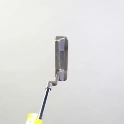 Odyssey White Hot XG #1 Putter RH 33.5 In Odyssey Steel Shaft New Grip -Golf Clubs Store b8e8a0b2 5c93 515a 85ab d2d112d06af7