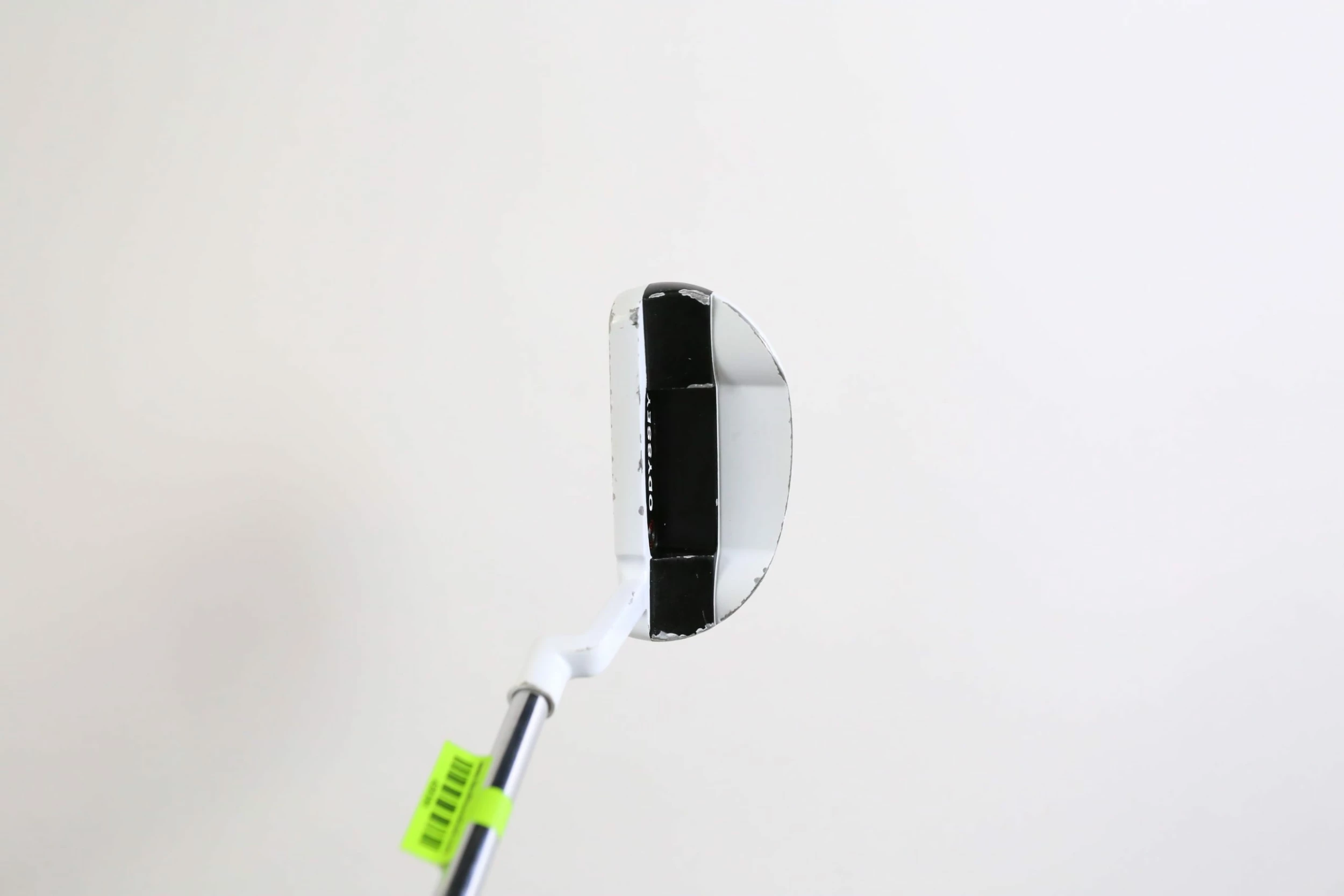 Odyssey Versa 330 Mallet White Putter RH 36 In Odyssey Steel Shaft SuperStroke 10 Odyssey Versa 330 Mallet White Putter RH 36 In Odyssey Steel Shaft SuperStroke - Image 8