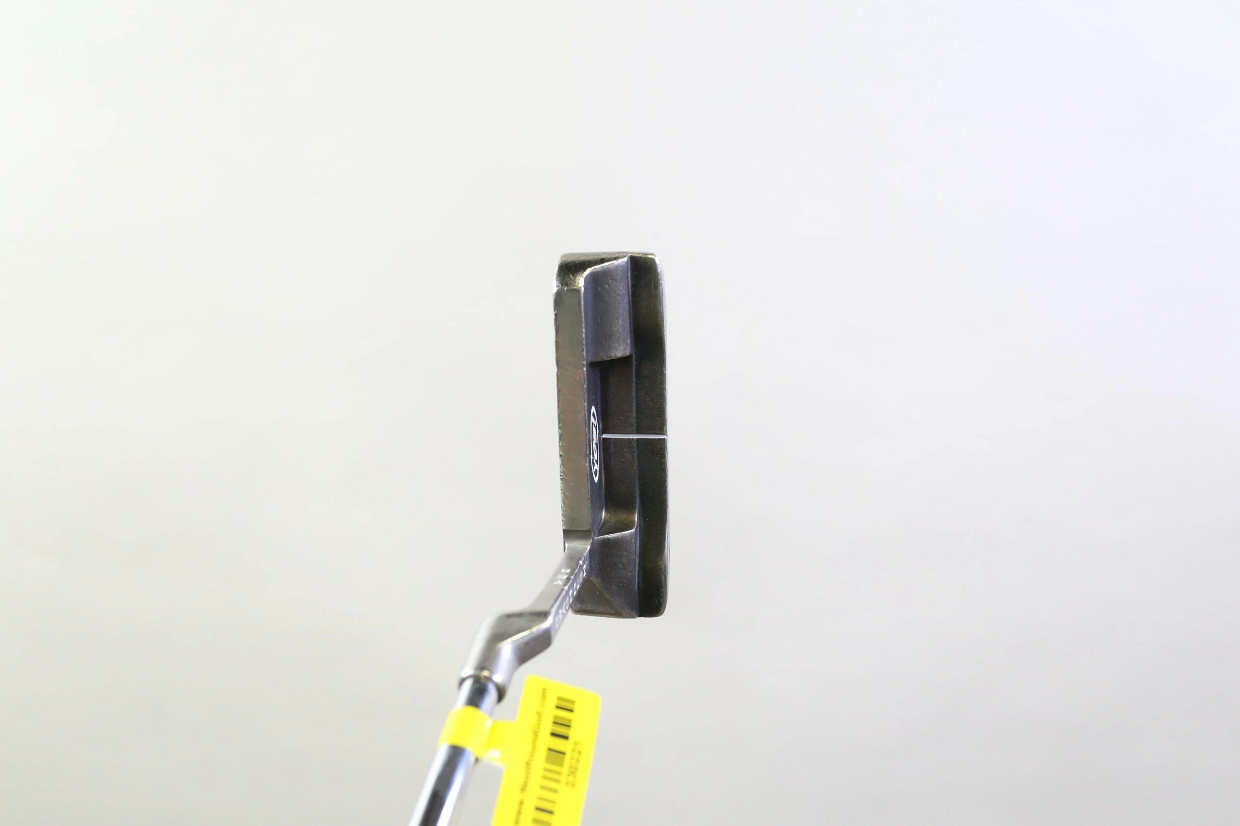 Yes! Callie Putter RH 34.5 In Steel Shaft 2 Thumb Grip Blade 8 Yes! Callie Putter RH 34.5 In Steel Shaft 2 Thumb Grip Blade - Image 6