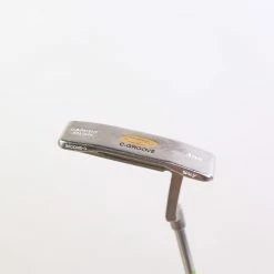 Yes! Ann Putter Right Handed 35.5 In Steel Yes! C-Groove Shaft