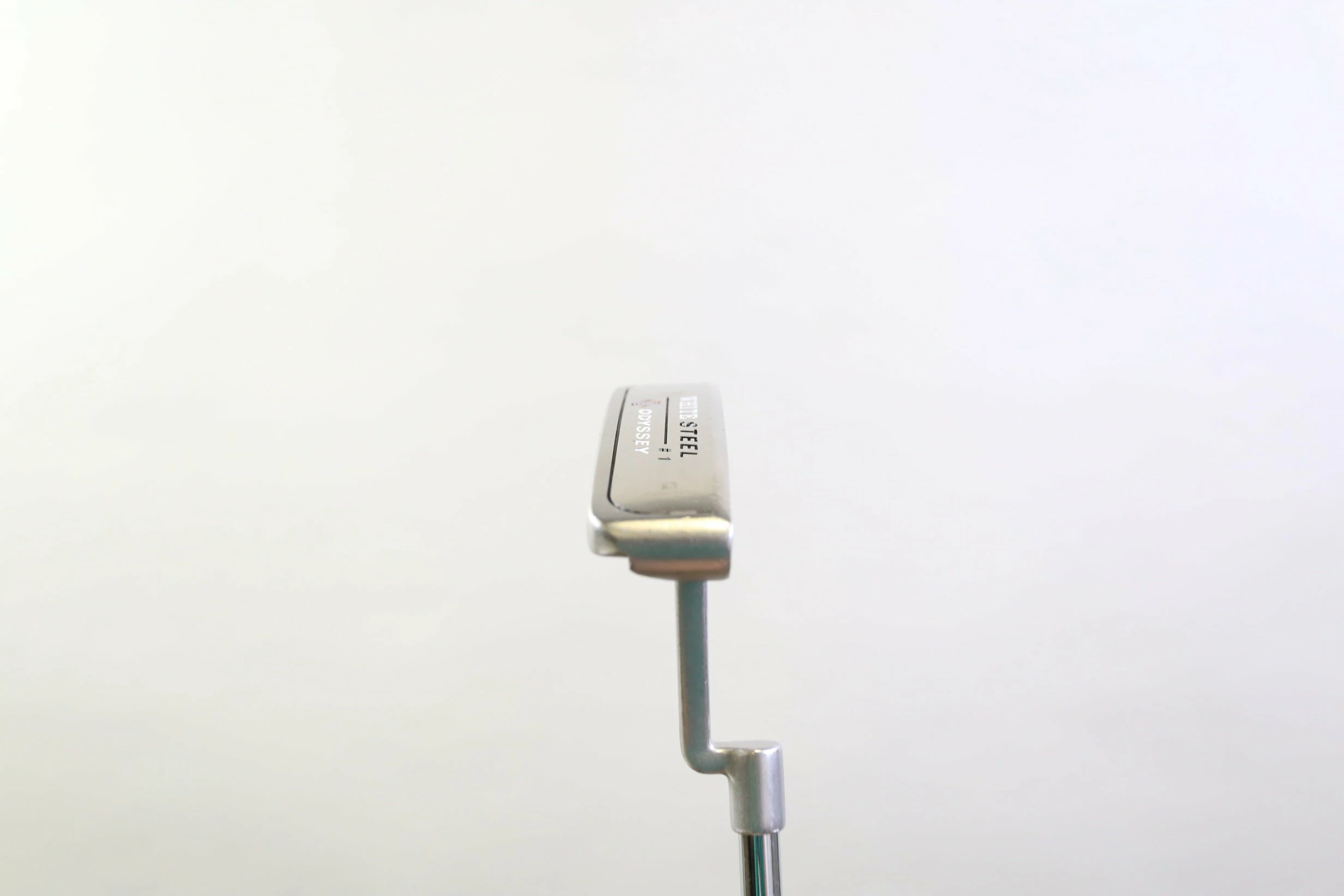 Odyssey WHITE STEEL 1 Putter RH 32.5 In Steel Shaft 4 Odyssey WHITE STEEL 1 Putter RH 32.5 In Steel Shaft - Image 2