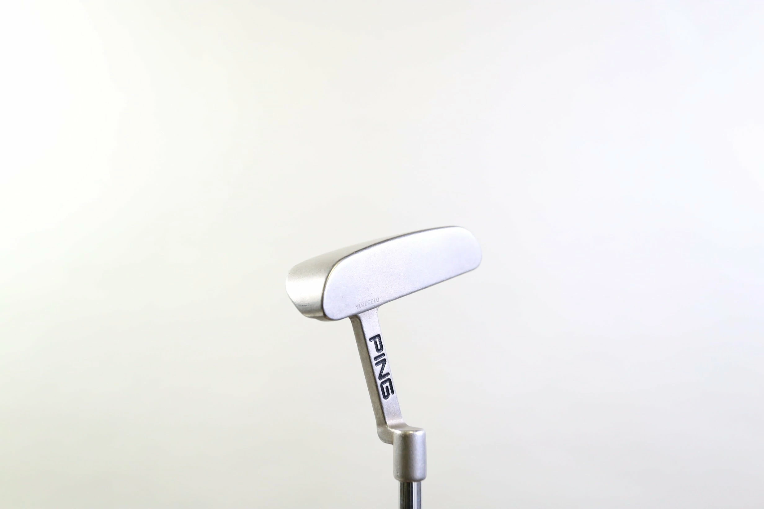 Ping G2 B60 Putter RH 34 In Steel Shaft Winn AVS Grip Mid-mallet 5 Ping G2 B60 Putter RH 34 In Steel Shaft Winn AVS Grip Mid-mallet - Image 3