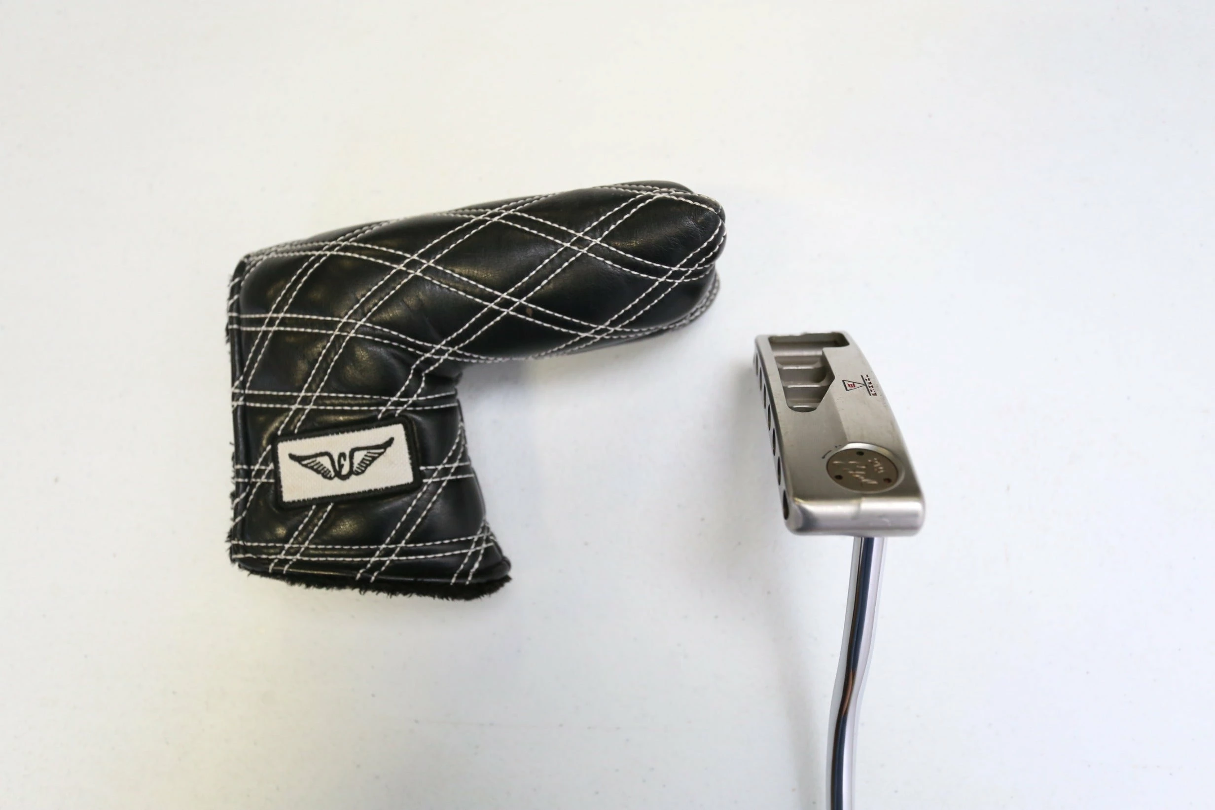 Edel E-3 Torque Balanced Platinum Belly Putter RH 41.5 In Steel Shaft Winn Grip 3 Edel E-3 Torque Balanced Platinum Belly Putter RH 41.5 In Steel Shaft Winn Grip